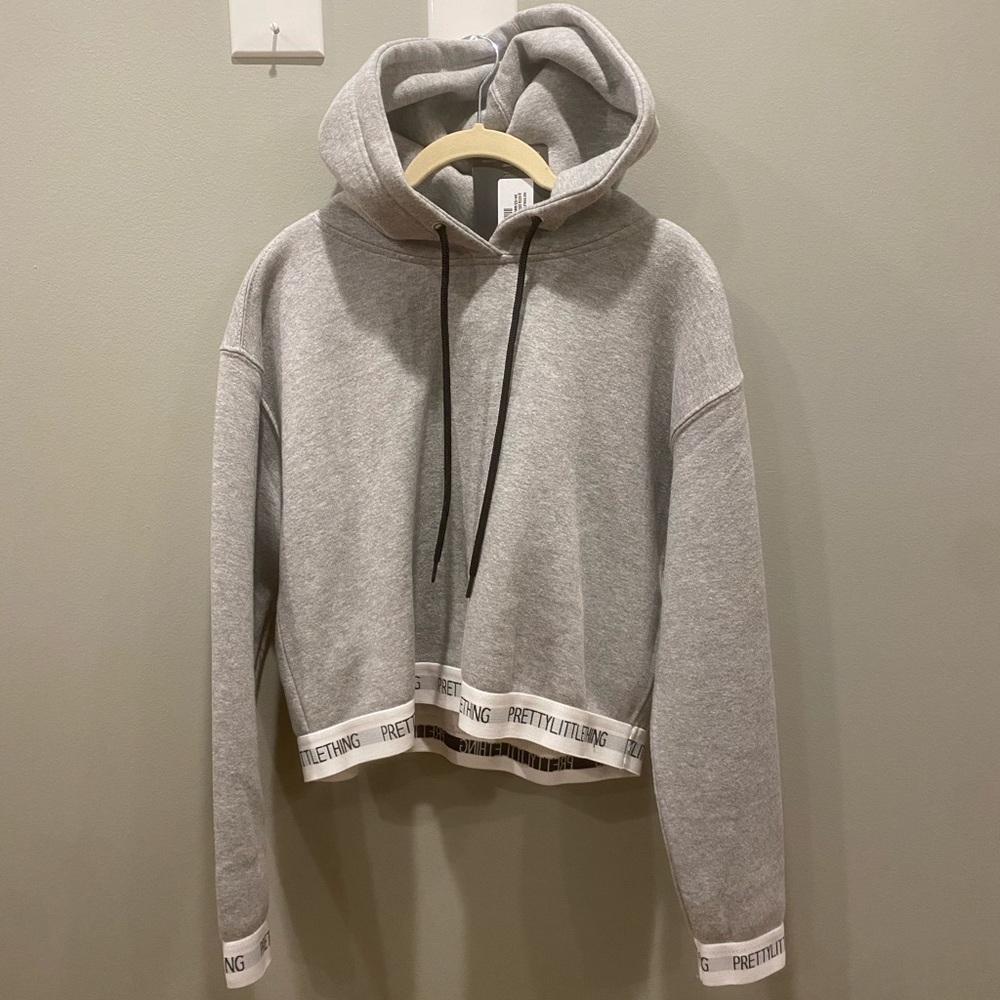 PrettyLittleThing Trim Cropped Hoodie